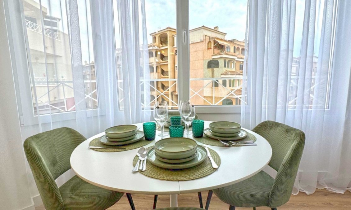Wiederverkauf - Wohnung -
Torrevieja - Costa Blanca