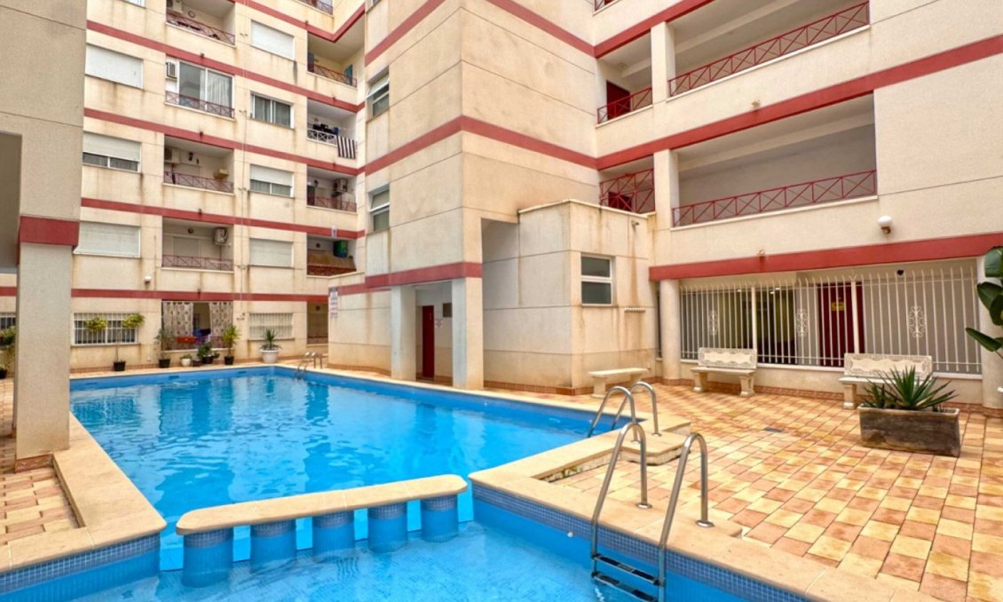 Wiederverkauf - Wohnung -
Torrevieja - Costa Blanca