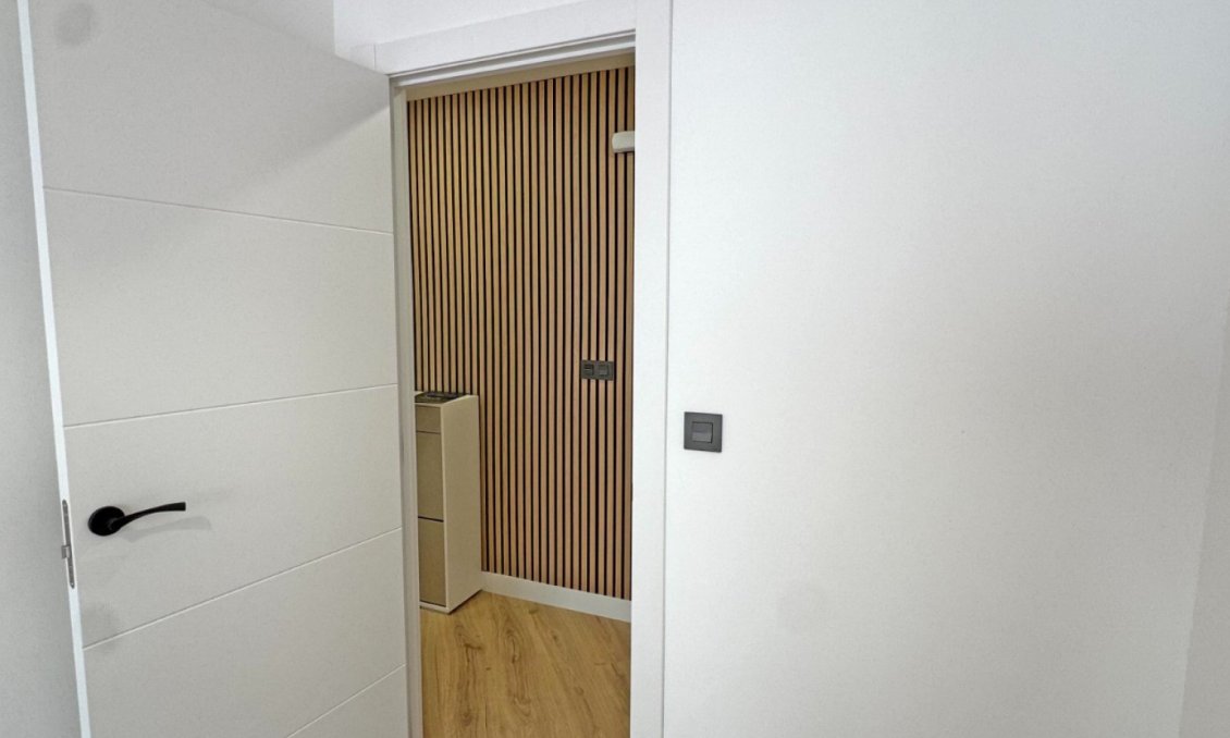 Wiederverkauf - Wohnung -
Torrevieja - Costa Blanca