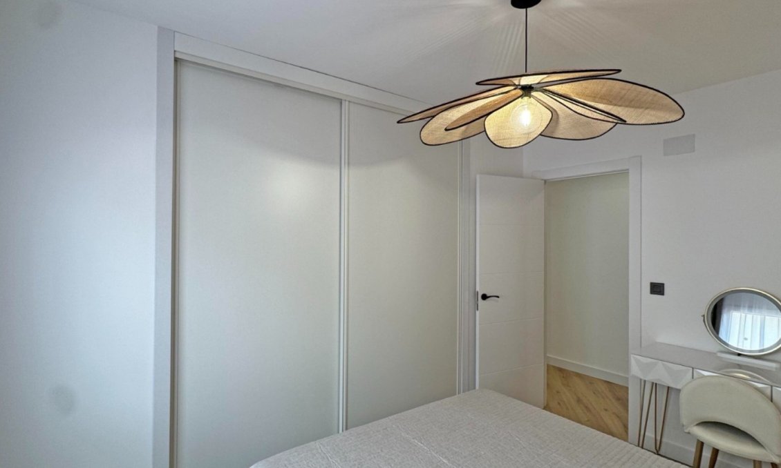 Wiederverkauf - Wohnung -
Torrevieja - Costa Blanca
