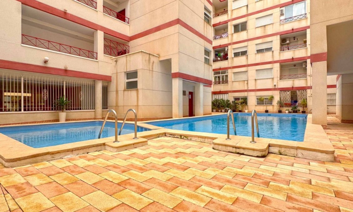 Wiederverkauf - Wohnung -
Torrevieja - Costa Blanca