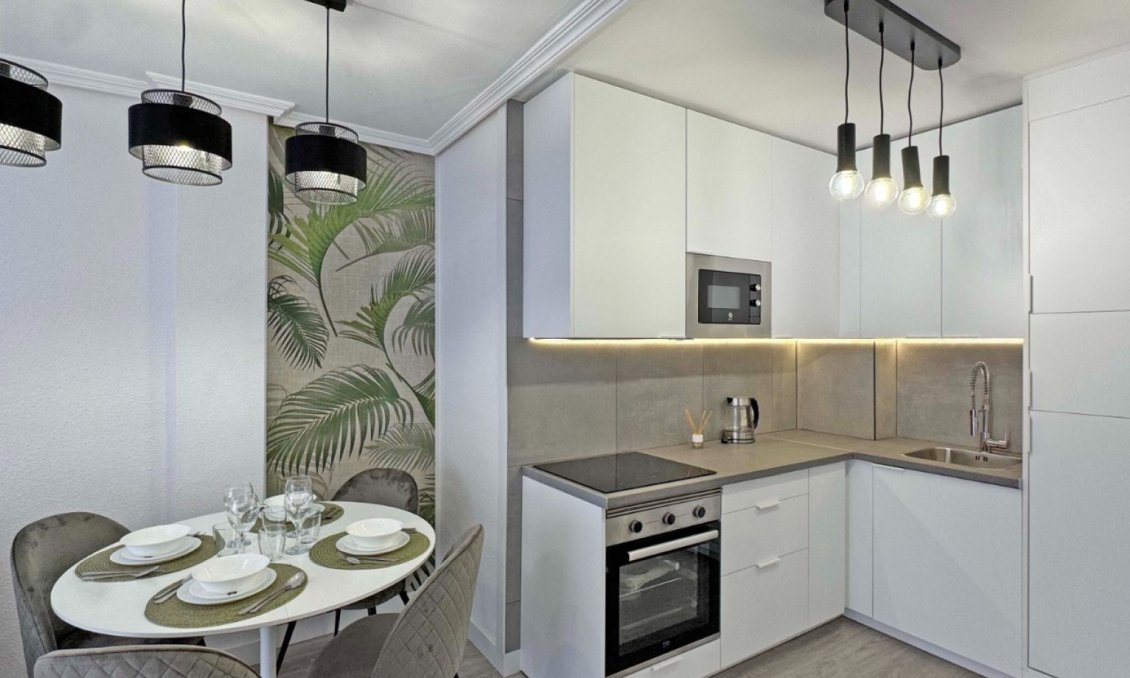 Használt Ingatlanok - Apartman -
Torrevieja - Costa Blanca