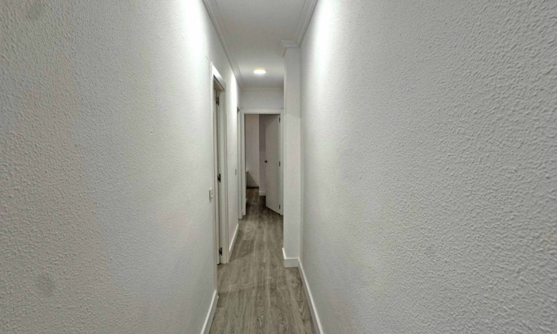 Használt Ingatlanok - Apartman -
Torrevieja - Costa Blanca