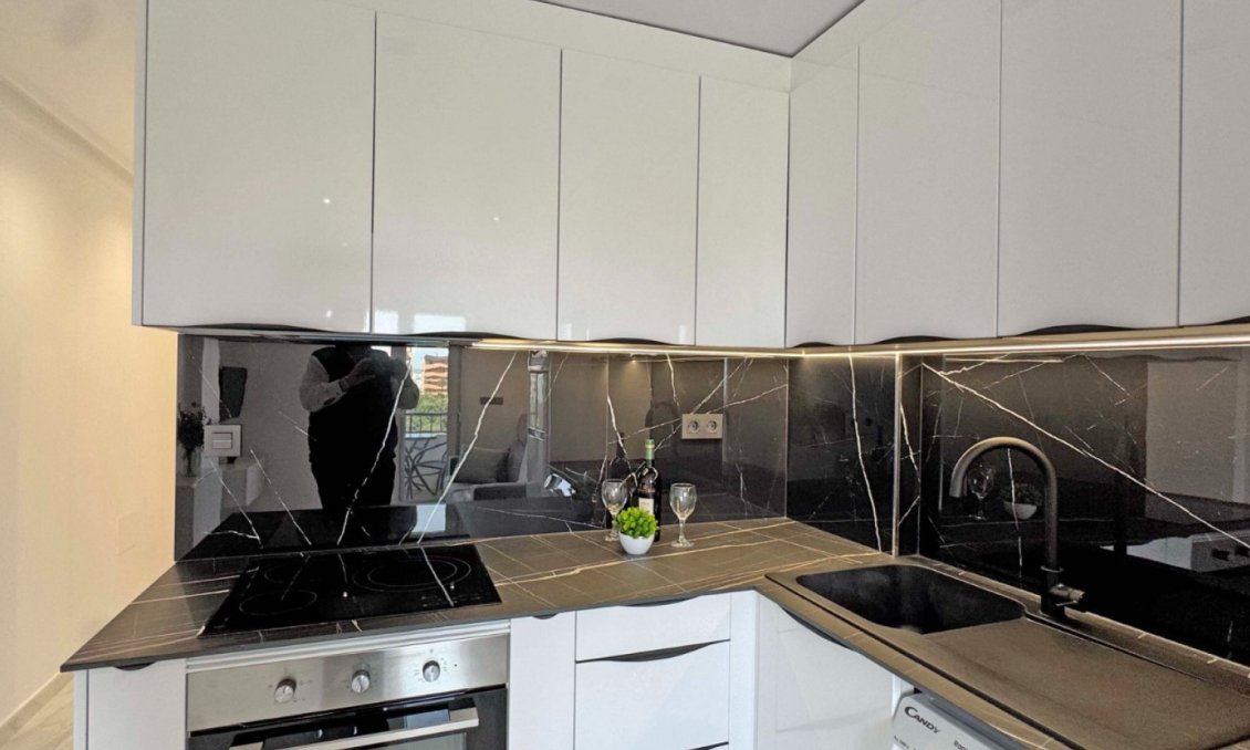 Segunda mano - Apartamento -
Torrevieja - Costa Blanca