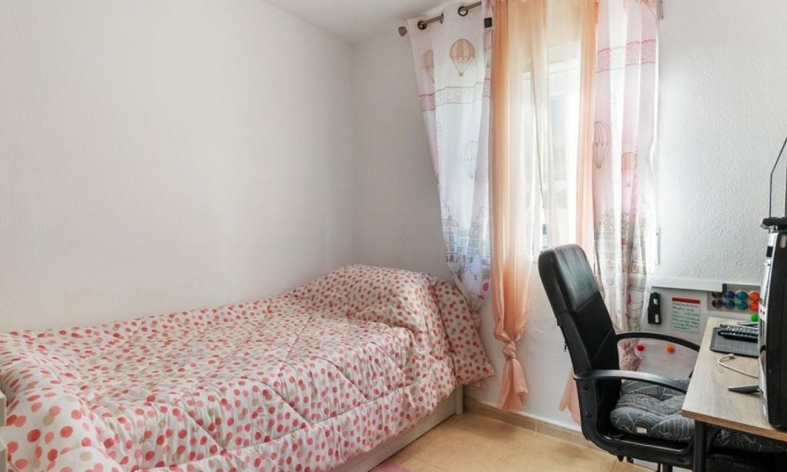 Segunda mano - Villa -
Orihuela Costa - Costa Blanca