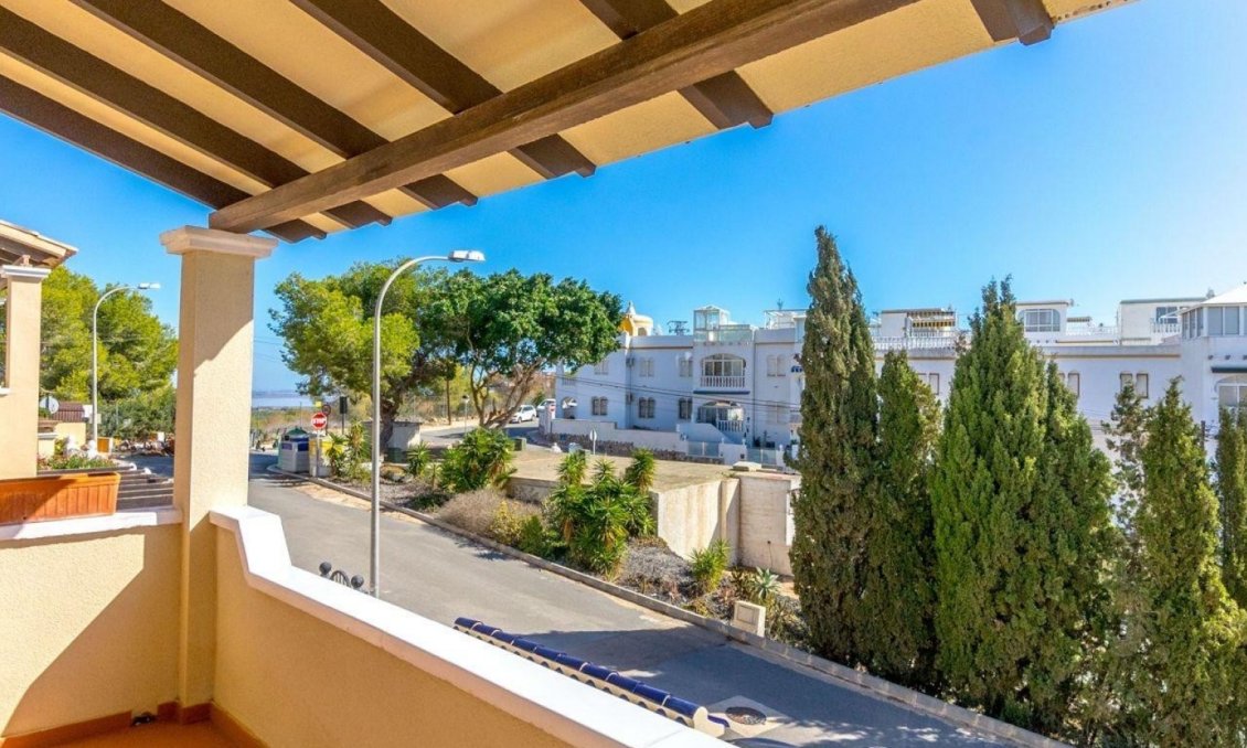 Segunda mano - Villa -
Orihuela Costa - Costa Blanca