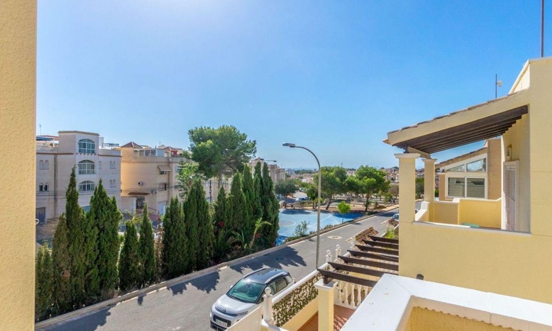 Segunda mano - Villa -
Orihuela Costa - Costa Blanca