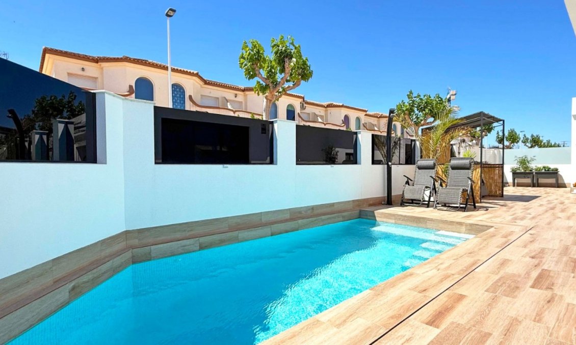Segunda mano - Villa -
San Pedro del Pinatar - Costa Calida