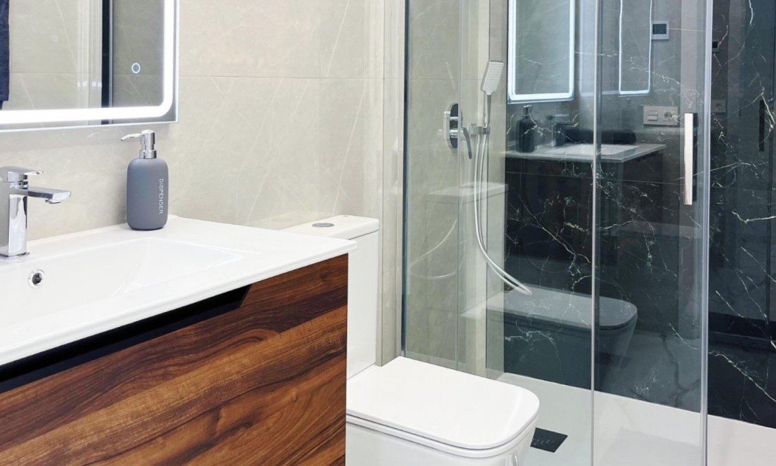 Használt Ingatlanok - Apartman -
Torrevieja - Costa Blanca