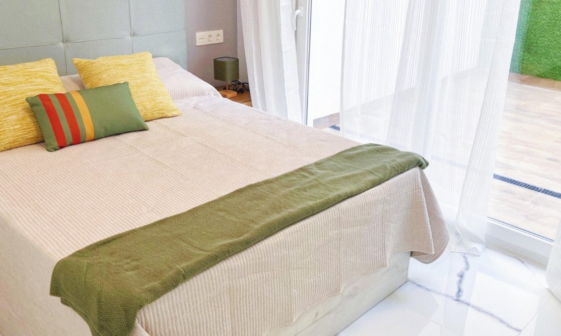 Használt Ingatlanok - Apartman -
Torrevieja - Costa Blanca