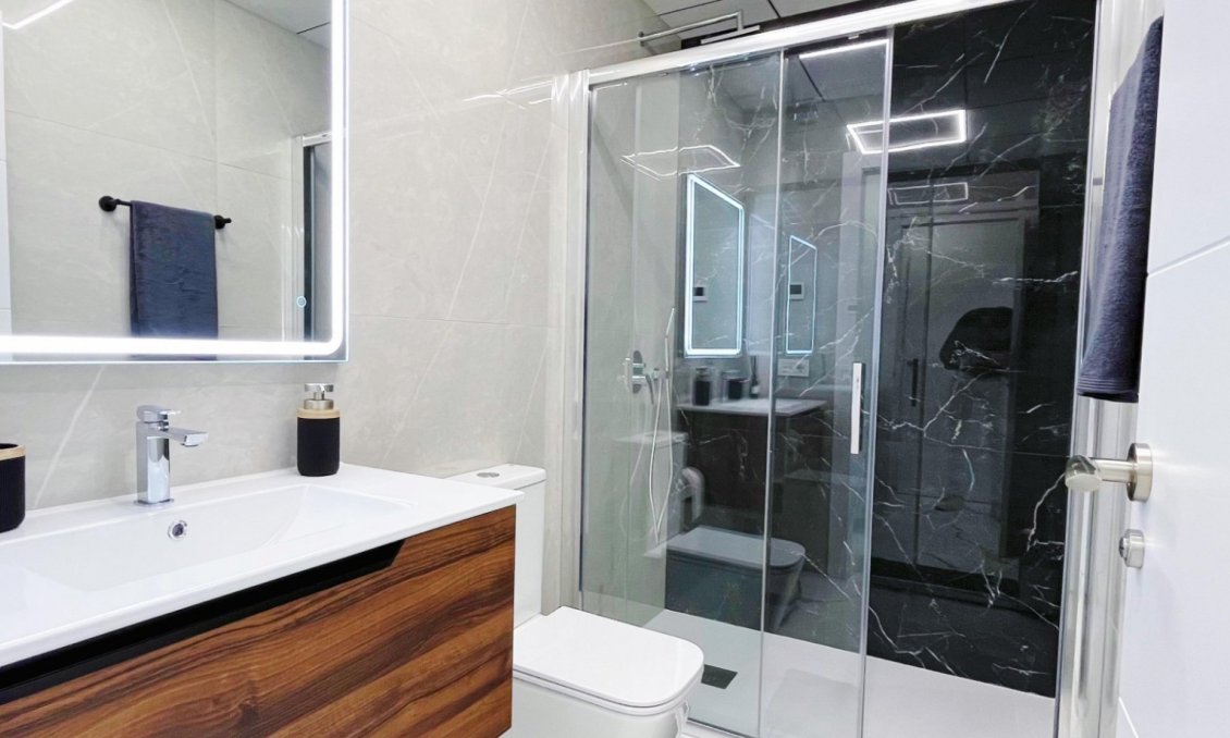 Használt Ingatlanok - Apartman -
Torrevieja - Costa Blanca