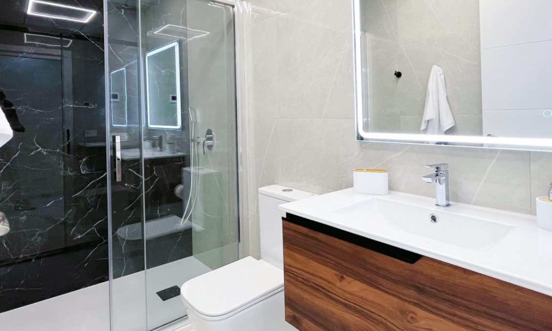 Használt Ingatlanok - Apartman -
Torrevieja - Costa Blanca
