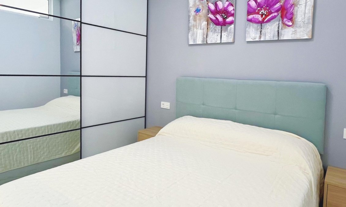 Használt Ingatlanok - Apartman -
Torrevieja - Costa Blanca