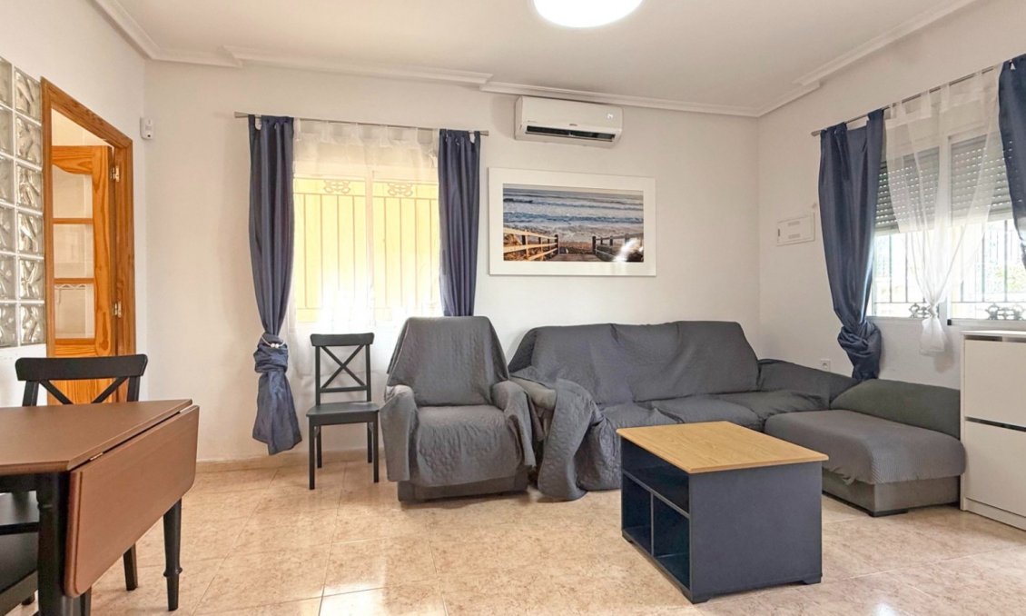 Segunda mano - Villa -
Orihuela Costa - Costa Blanca