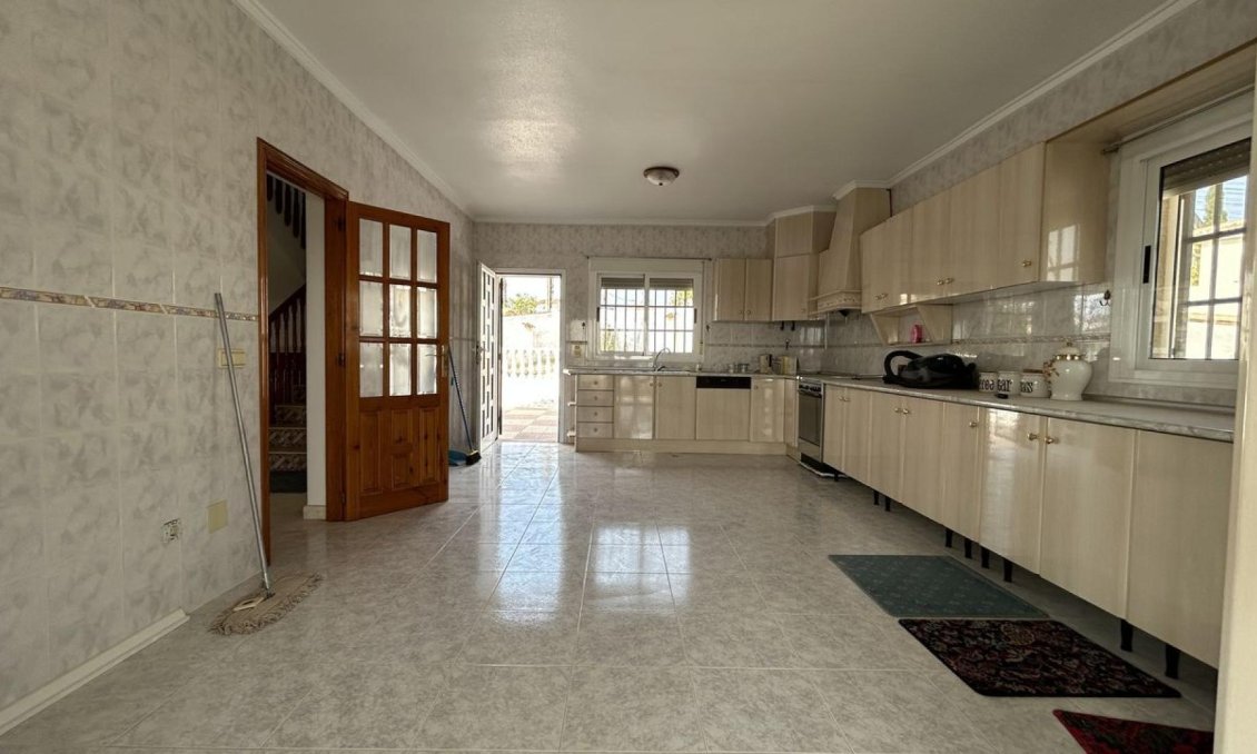Segunda mano - Villa -
Ciudad Quesada - Costa Blanca