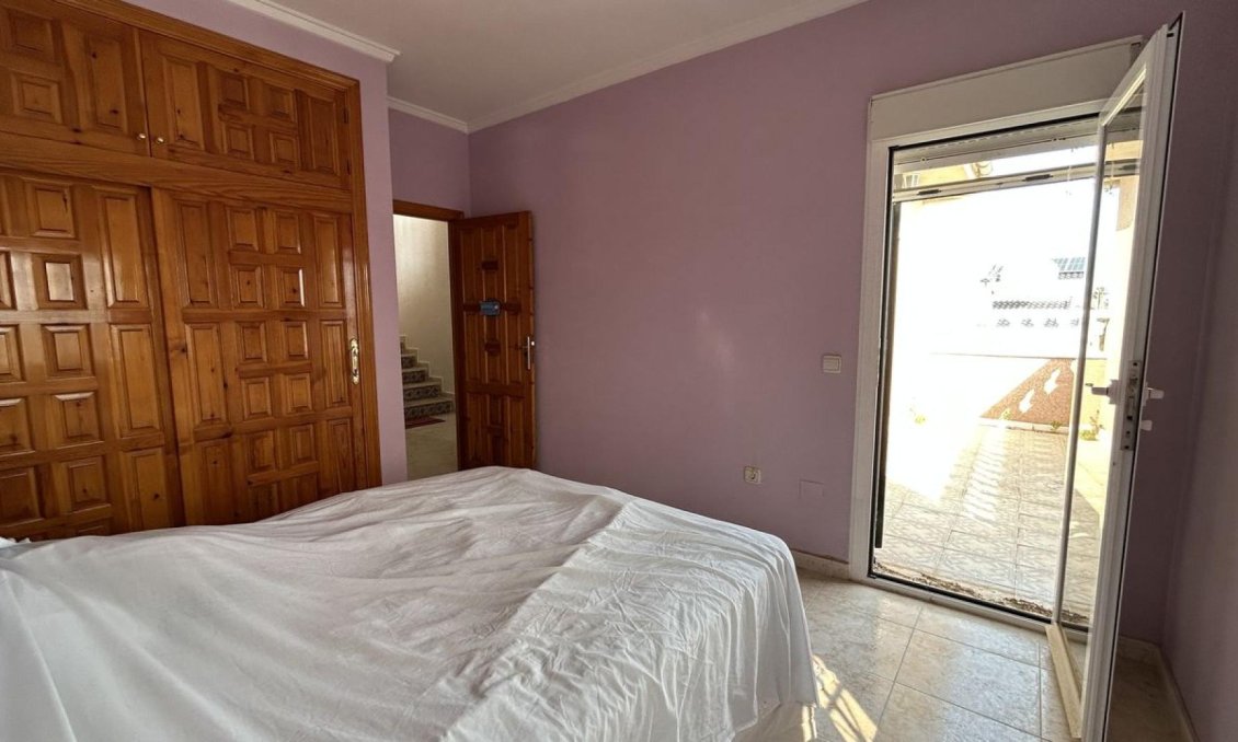 Segunda mano - Villa -
Ciudad Quesada - Costa Blanca