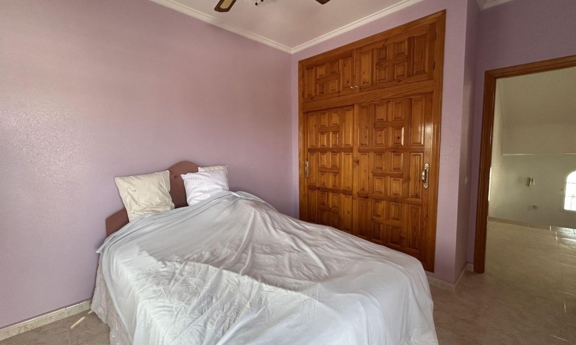 Segunda mano - Villa -
Ciudad Quesada - Costa Blanca