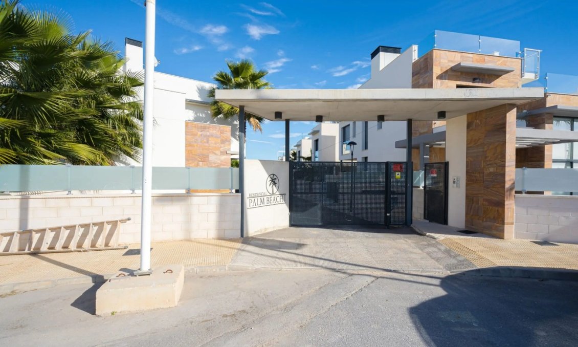 Revente - Villa -
Cabo Roig - Costa Blanca