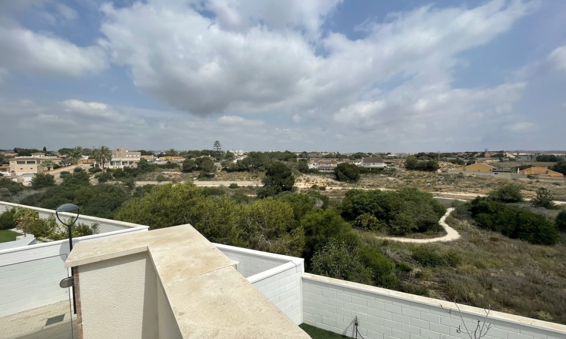 Revente - Villa -
Cabo Roig - Costa Blanca