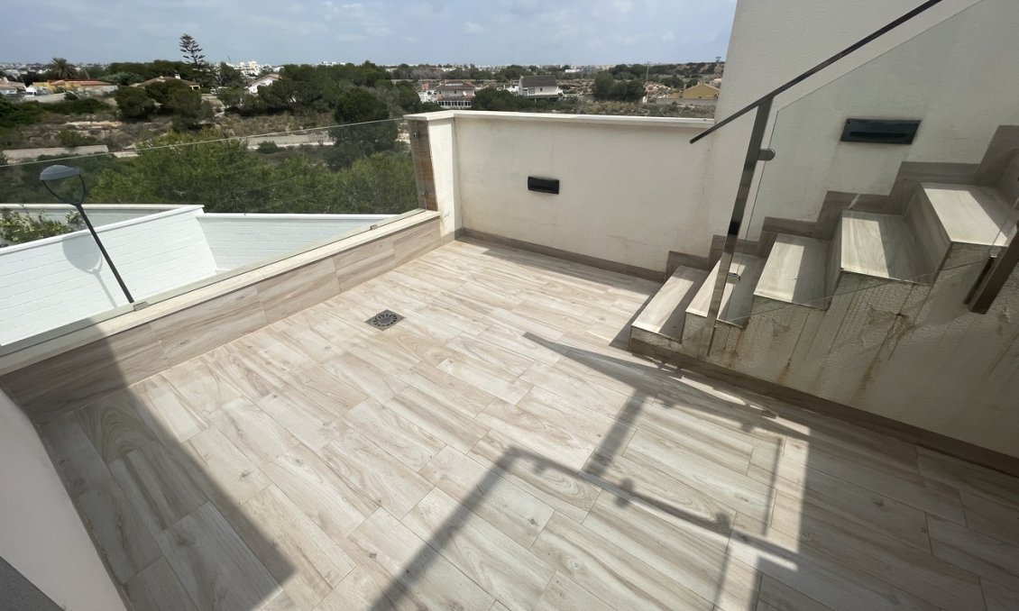 Revente - Villa -
Cabo Roig - Costa Blanca
