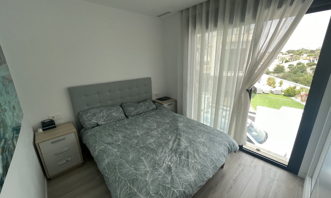 Revente - Villa -
Cabo Roig - Costa Blanca