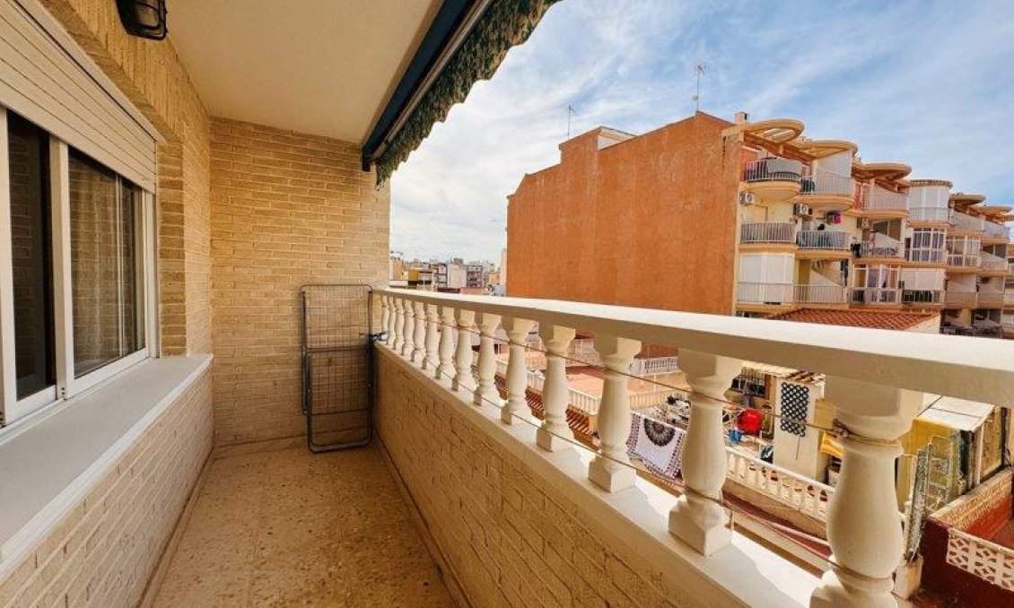 Segunda mano - Apartamento -
La Mata - Costa Blanca
