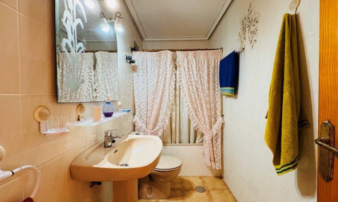 Segunda mano - Apartamento -
La Mata - Costa Blanca