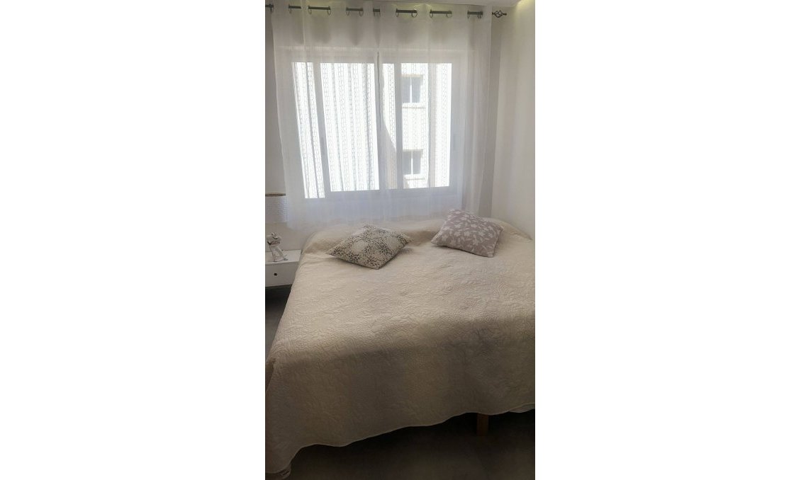 Segunda mano - Ático -
Torrevieja - Centro