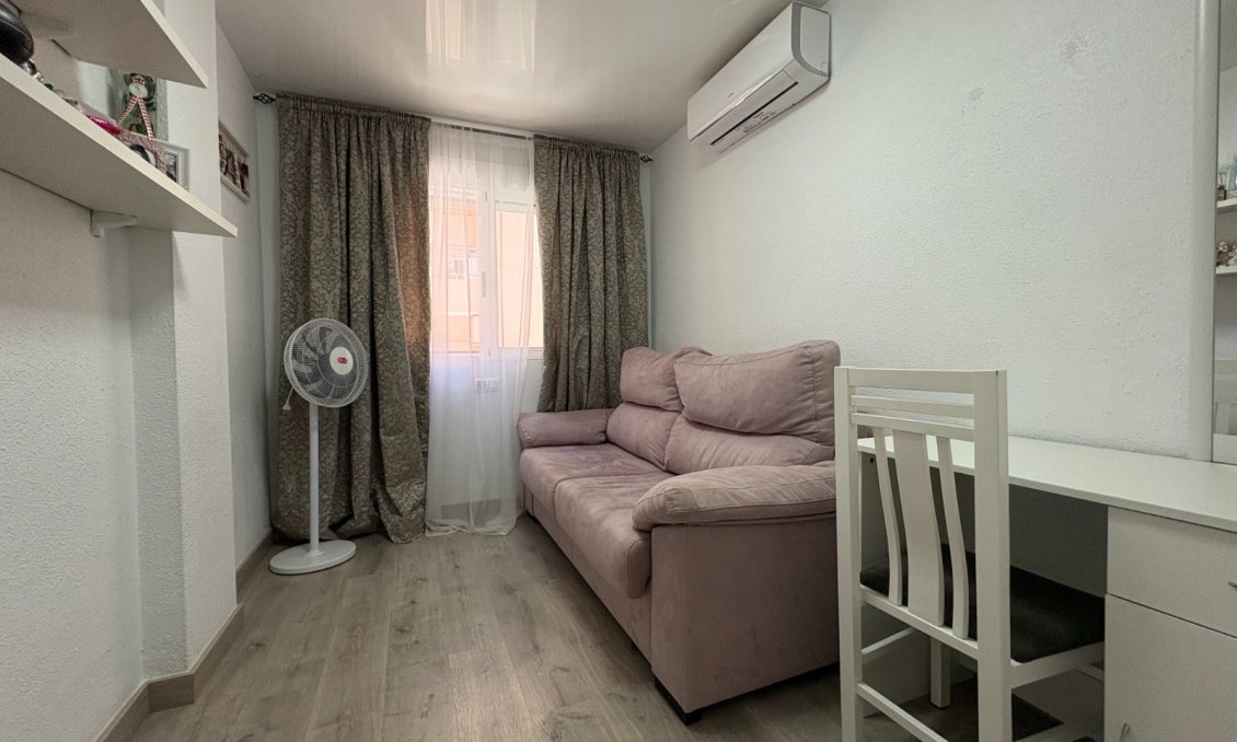 Segunda mano - Apartamento -
Torrevieja - Costa Blanca