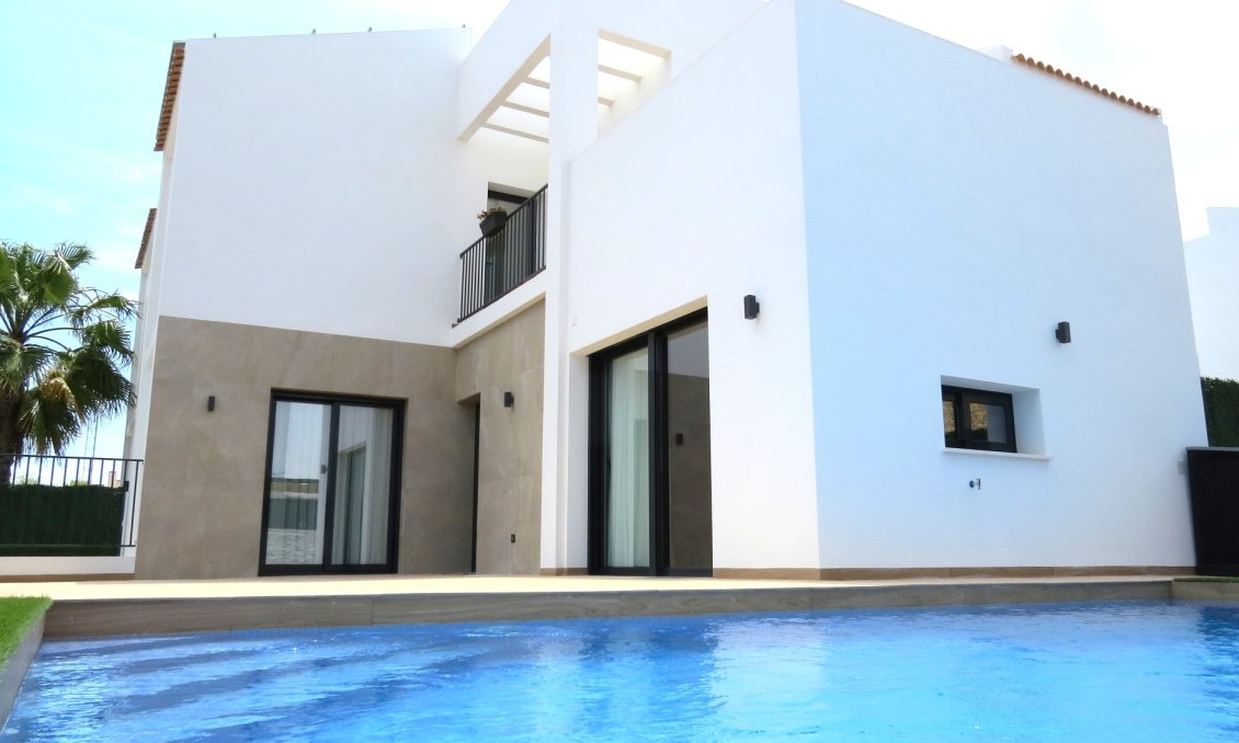 Segunda mano - Villa -
Ciudad Quesada - Costa Blanca