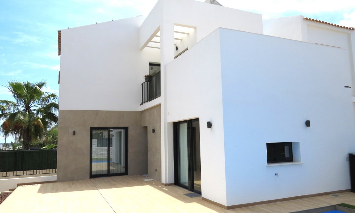 Segunda mano - Villa -
Ciudad Quesada - Costa Blanca