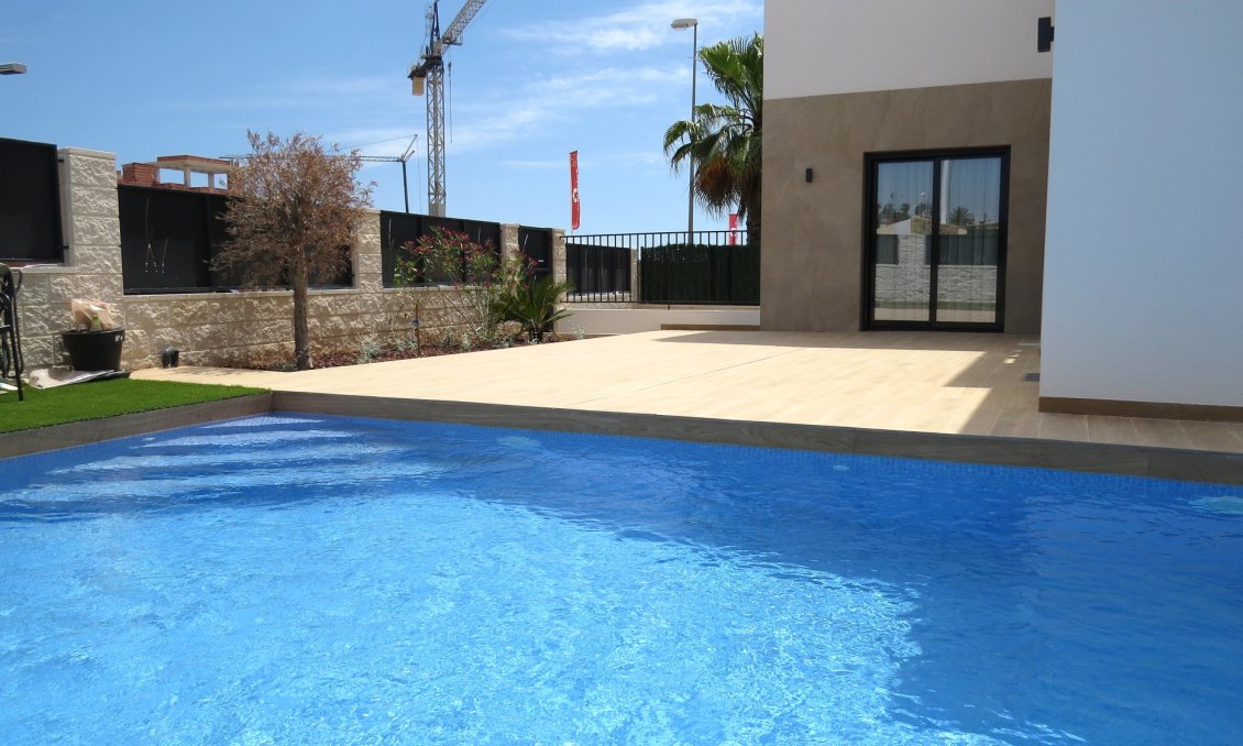 Segunda mano - Villa -
Ciudad Quesada - Costa Blanca