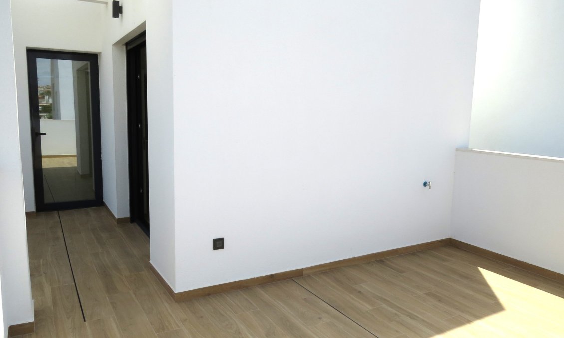 Segunda mano - Villa -
Ciudad Quesada - Costa Blanca