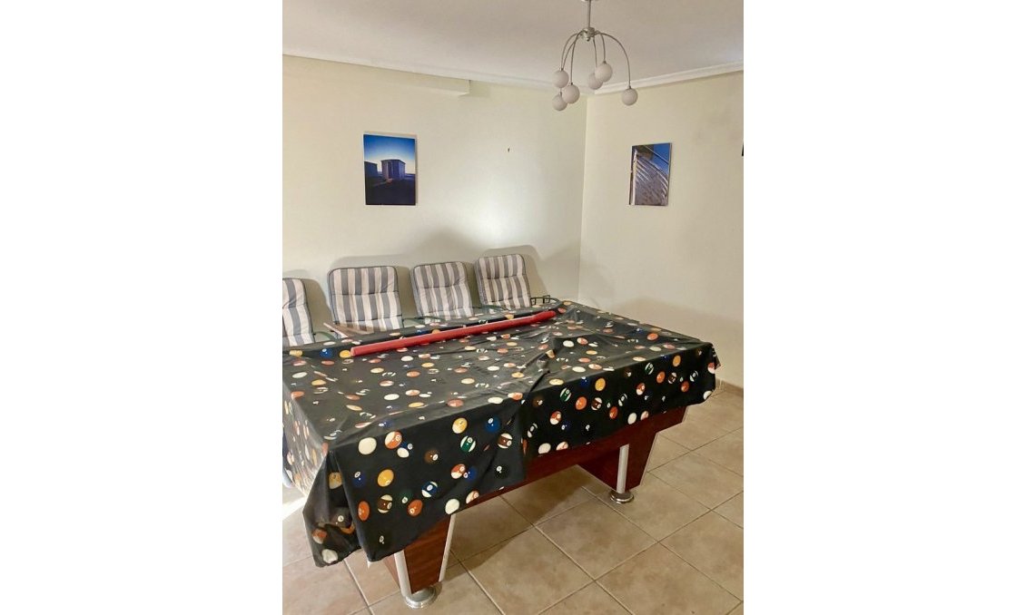 Wiederverkauf - Semi Detached -
Villamartin