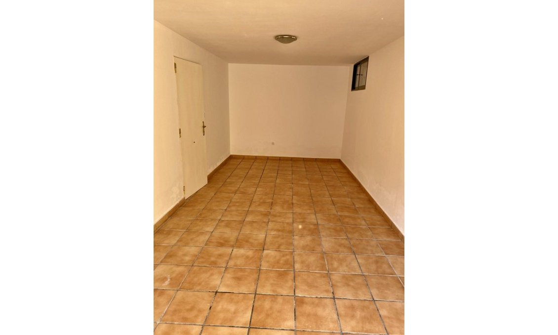 Wiederverkauf - Semi Detached -
Villamartin