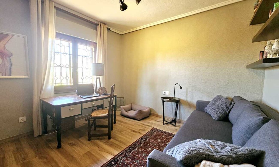 Segunda mano - Villa -
Ciudad Quesada - Costa Blanca
