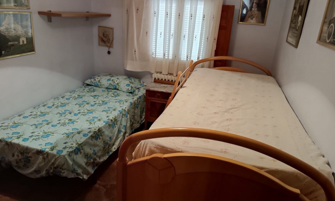 Revente - Villa -
Yecla - Inland