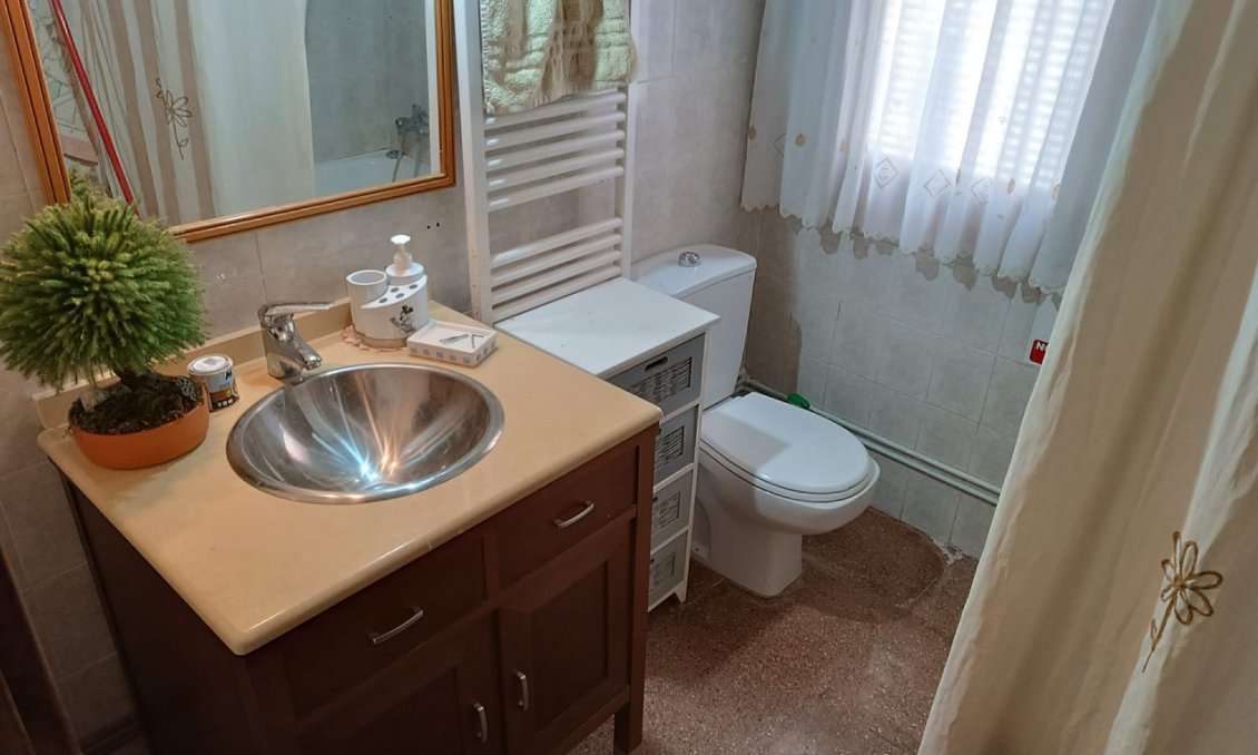 Revente - Villa -
Yecla - Inland