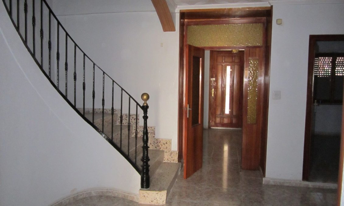 Segunda mano - Town House -
Yecla - Inland