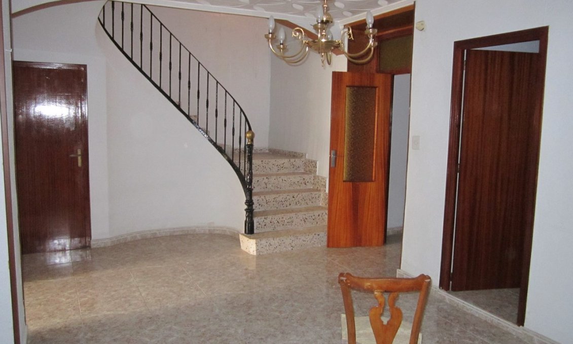 Segunda mano - Town House -
Yecla - Inland