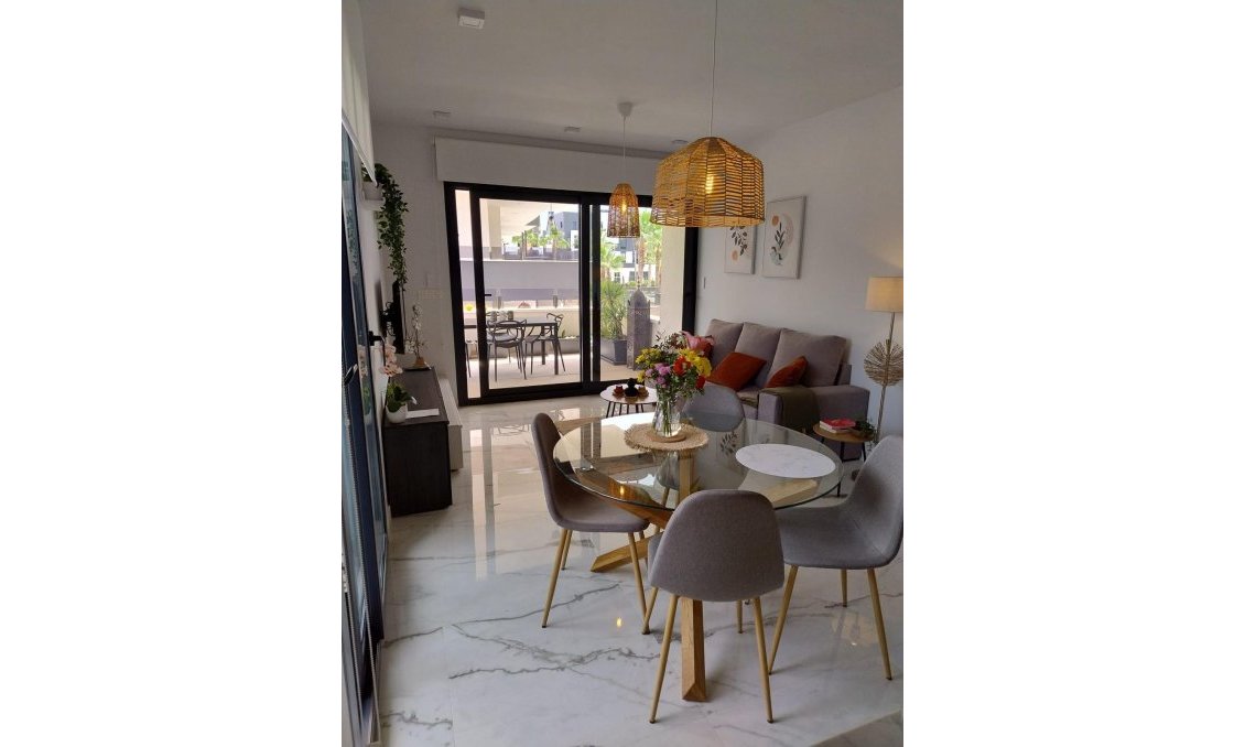 Segunda mano - Apartamento -
Orihuela Costa - La Florida