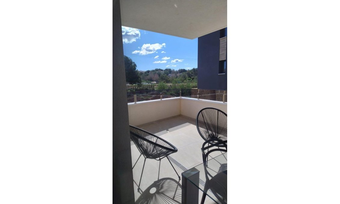 Segunda mano - Apartamento -
Orihuela Costa - La Florida