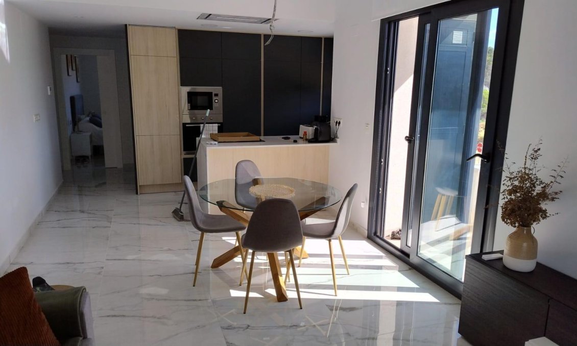 Segunda mano - Apartamento -
Orihuela Costa - La Florida
