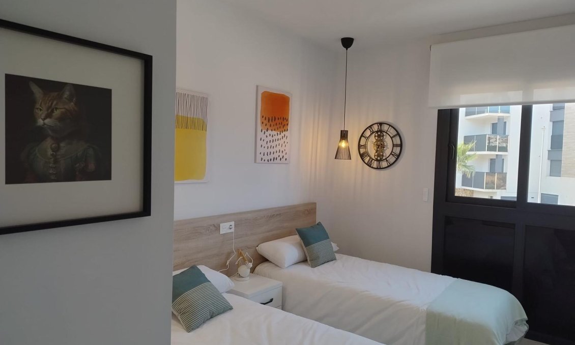 Segunda mano - Apartamento -
Orihuela Costa - La Florida