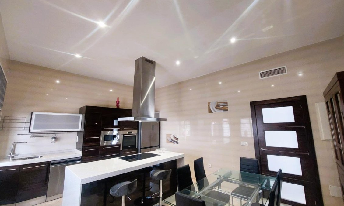 Segunda mano - Villa -
Pilar de la Horadada - Costa Blanca