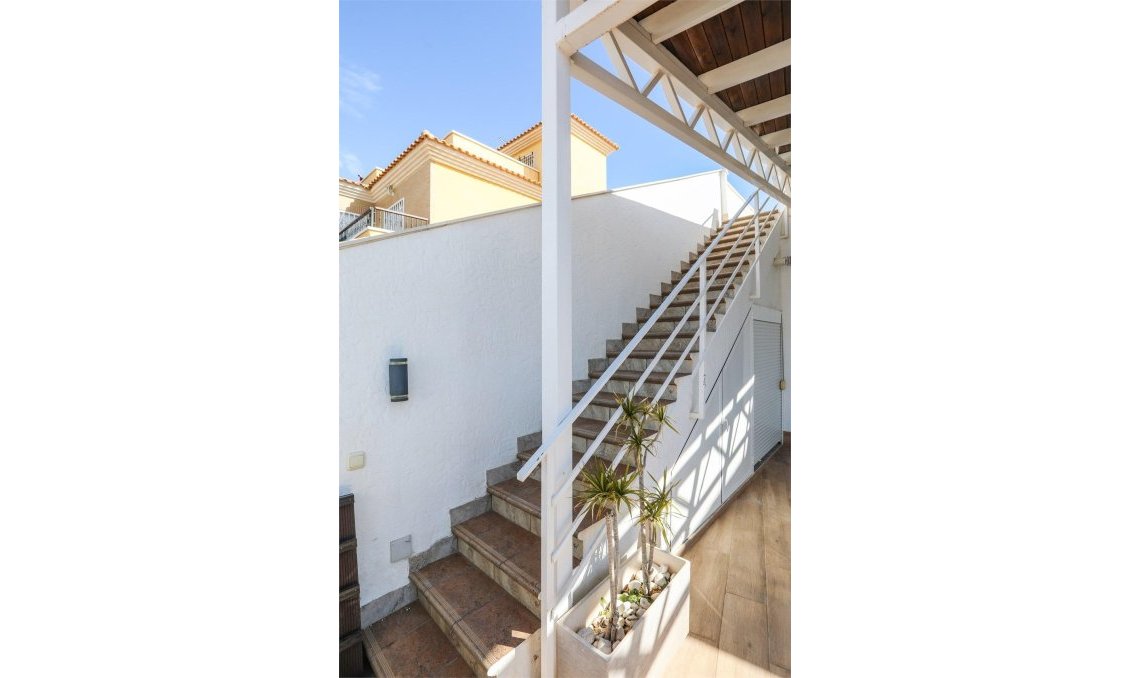 Segunda mano - Villa -
Pilar de la Horadada - Costa Blanca