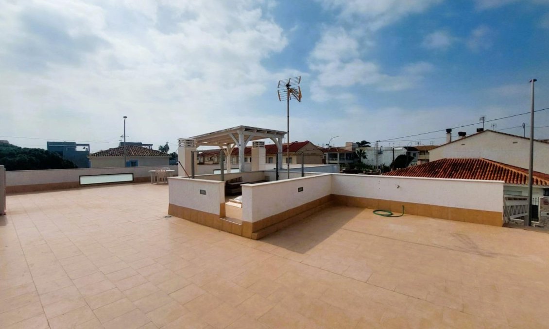 Segunda mano - Villa -
Pilar de la Horadada - Costa Blanca