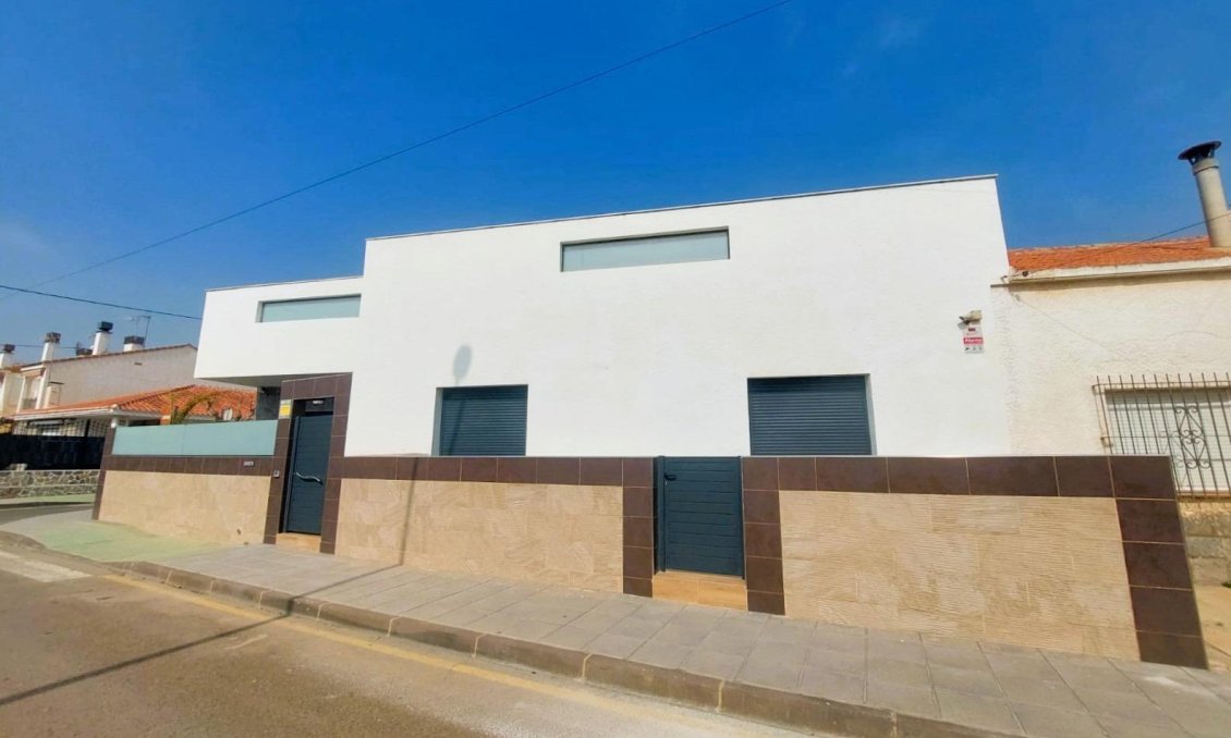 Segunda mano - Villa -
Pilar de la Horadada - Costa Blanca