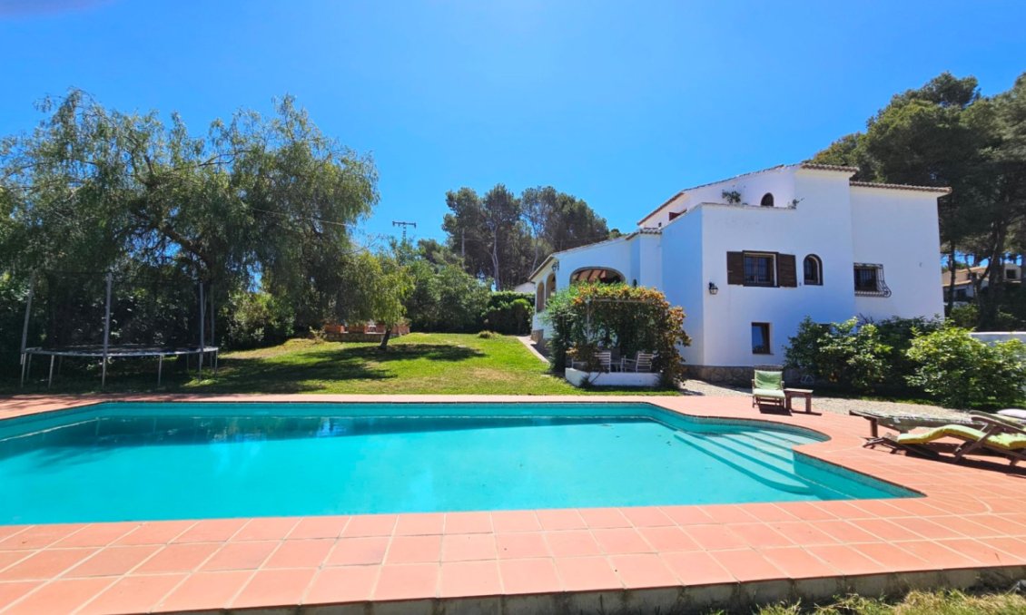 Segunda mano - Villa -
Jávea - Costa Blanca