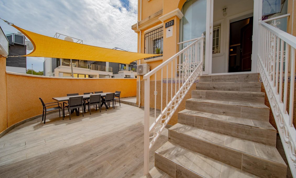Segunda mano - Town House -
Orihuela Costa - PAU 26